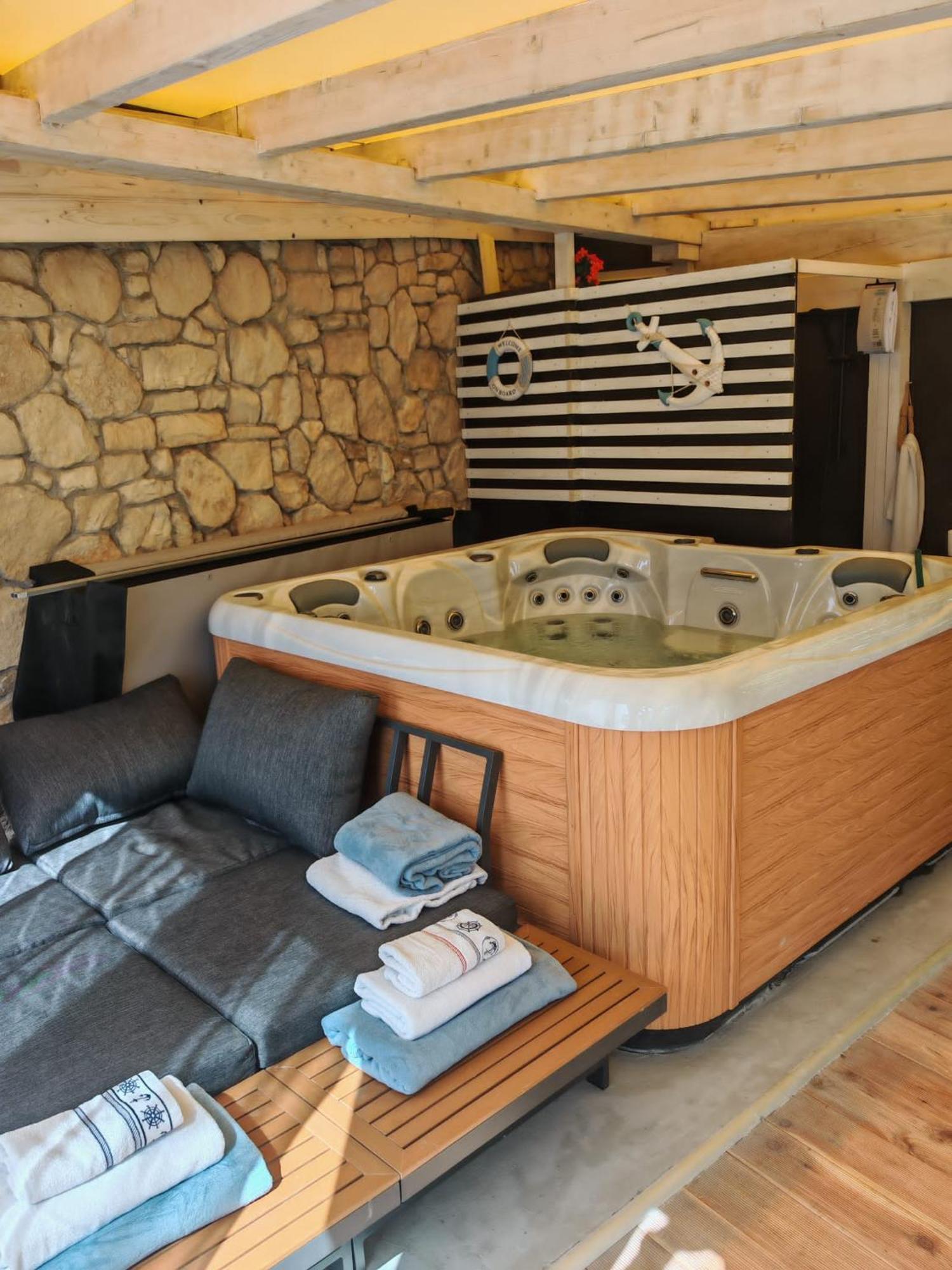 Lavender Villa Baska  Ngoại thất bức ảnh